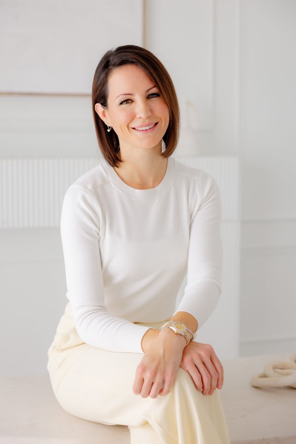 Hilary Matthews photo